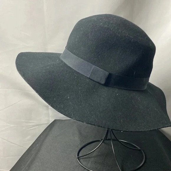 H&M DIVIDED WOMENS BLACK 100% WOOL HAT BLACK RIBBON BAND  GOOD CLEAN CONDITION - Picture 5 of 10